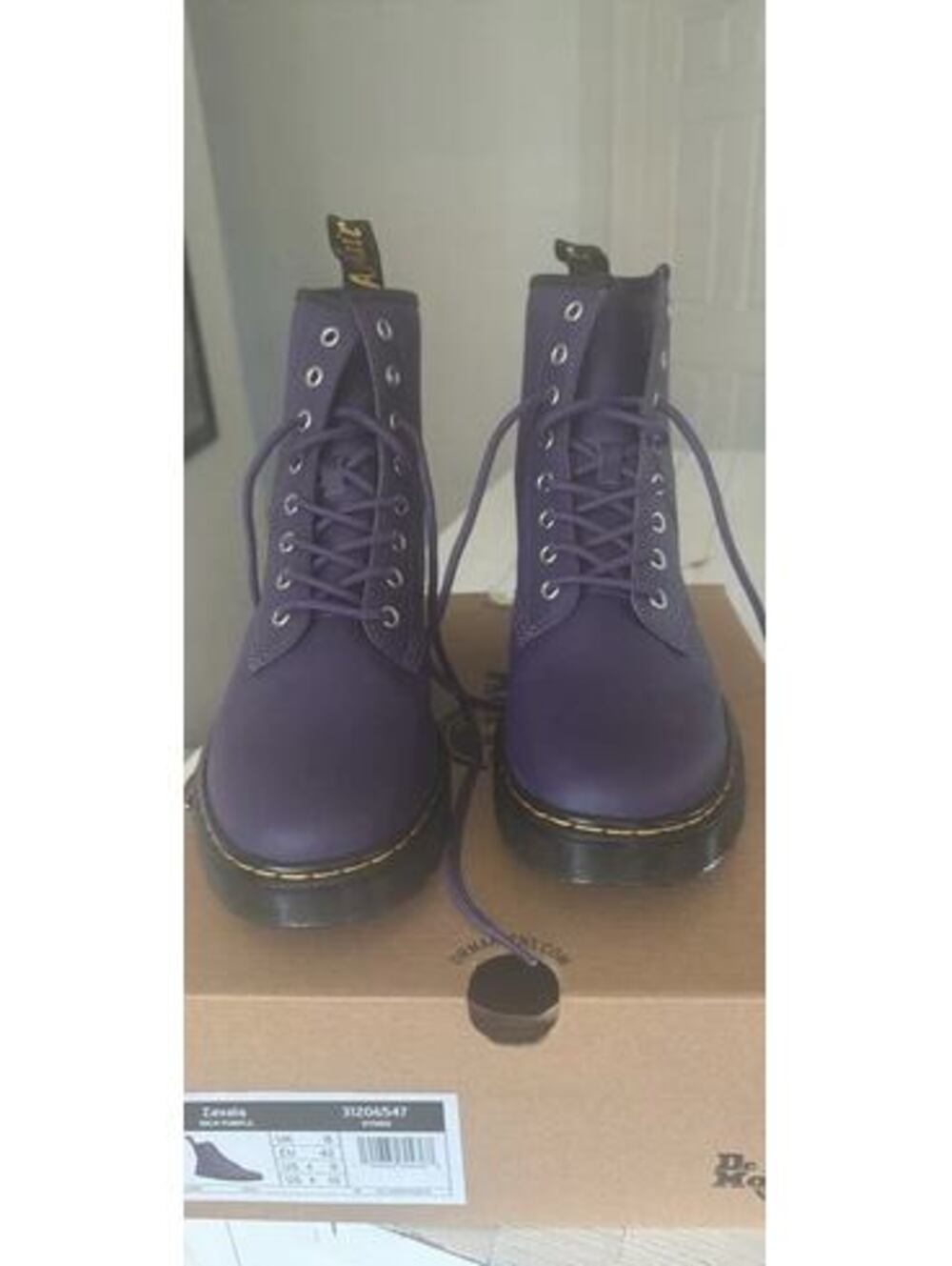NIB Dr. Martens Zavala Rich Purple Hydro Lace Up Boots vikings US 10 EU 42